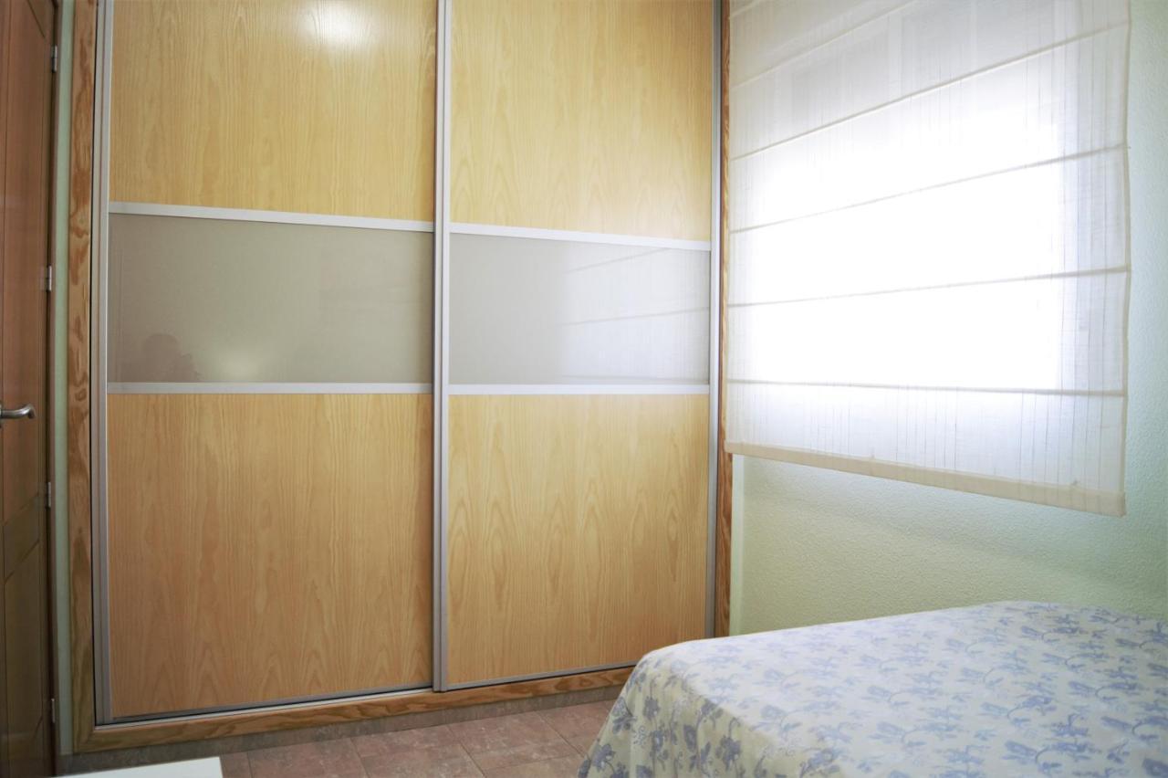 Amplio Piso 8 Mts Mezquita - Wifi - A/C - Parking Kordoba Bagian luar foto