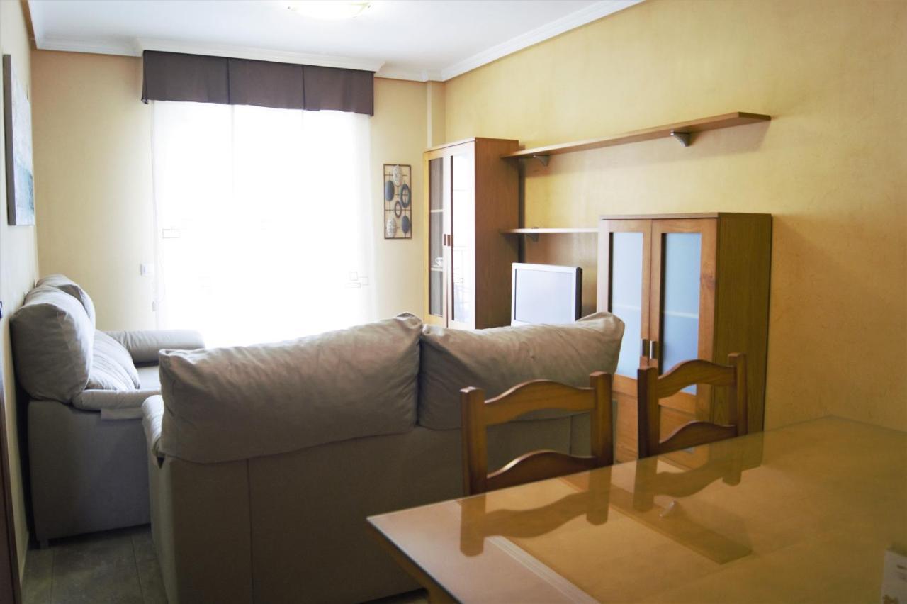 Amplio Piso 8 Mts Mezquita - Wifi - A/C - Parking Kordoba Bagian luar foto