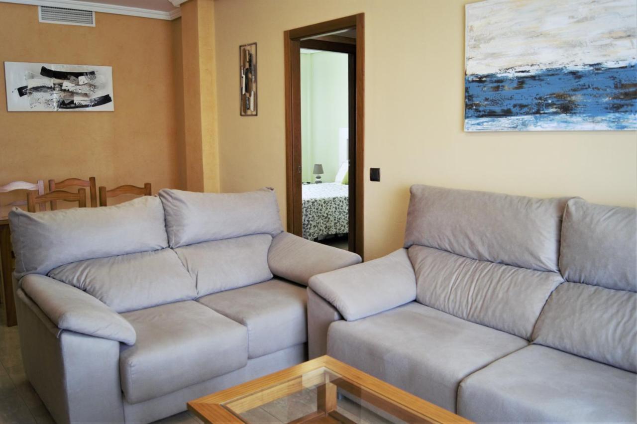 Amplio Piso 8 Mts Mezquita - Wifi - A/C - Parking Kordoba Bagian luar foto