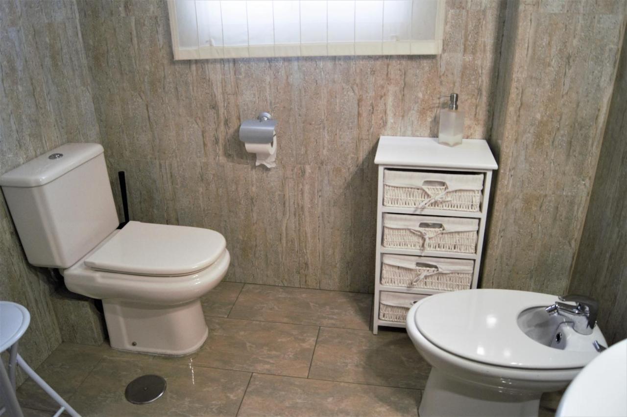 Amplio Piso 8 Mts Mezquita - Wifi - A/C - Parking Kordoba Bagian luar foto
